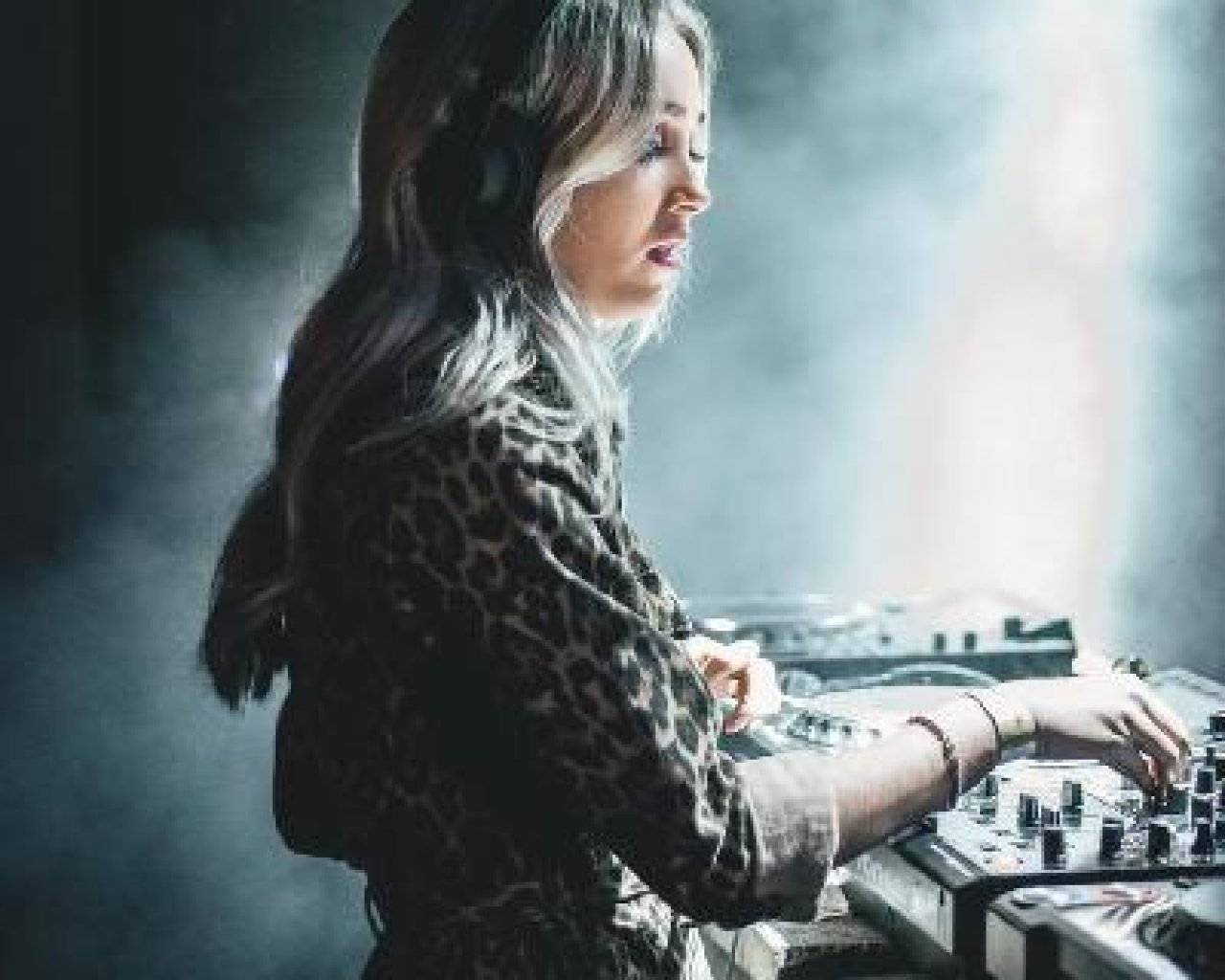 Paige Tomlinson Paige Tomlinson events