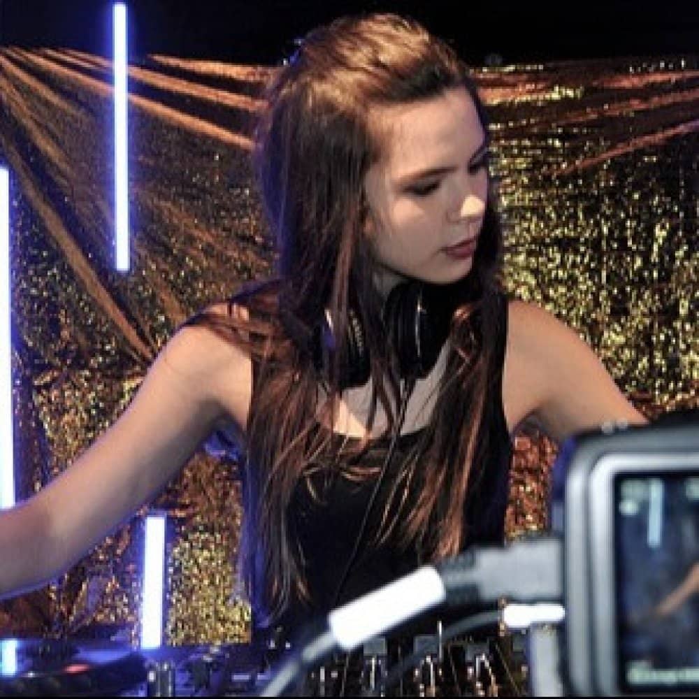Amber Broos events