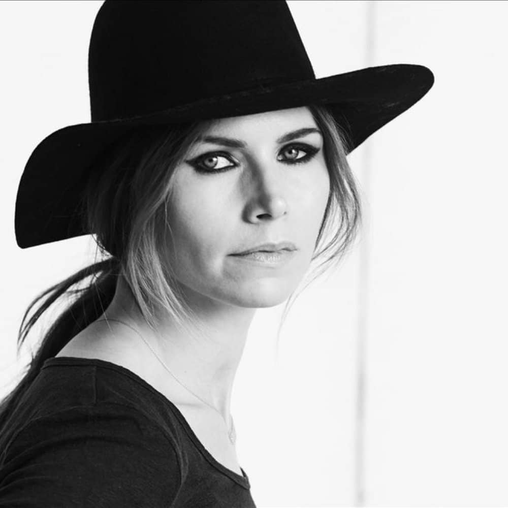 Nina Persson events