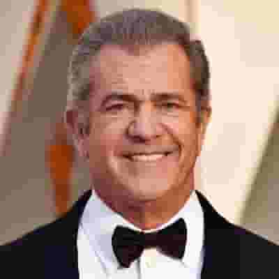 Mel Gibson blurred poster image
