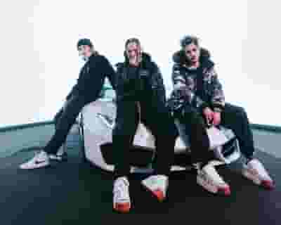 Chase Atlantic - COLD NIGHTS TOUR 2022 tickets blurred poster image