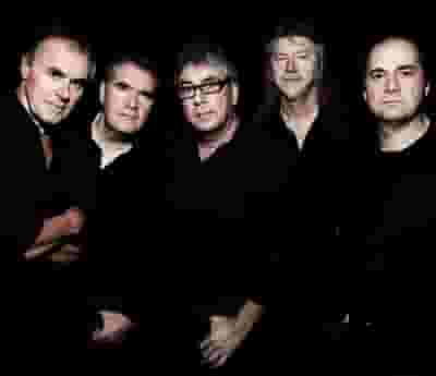 10cc blurred poster image