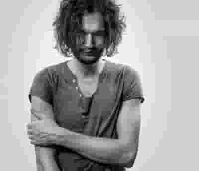 Apparat blurred poster image
