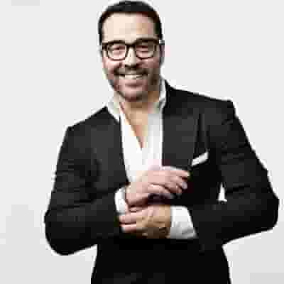 Jeremy Piven blurred poster image