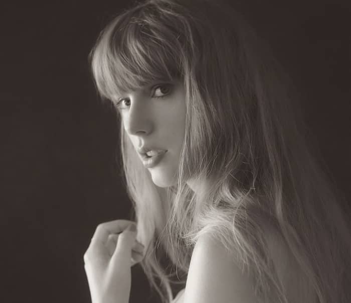 Taylor Swift Announces 12th Studio Album 'The Life of a Showgirl'