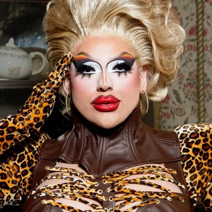 Mistress Isabelle Brooks cover image