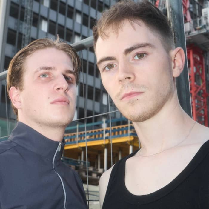 BAUGRUPPE90 cover image