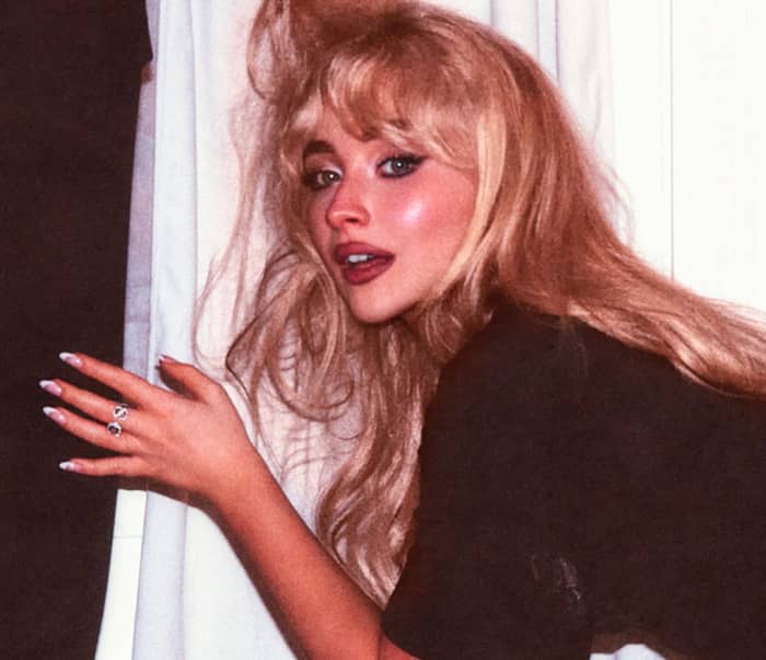 Sabrina Carpenter's Lollapalooza Set Shines with Earth, Wind & Fire Collaboration