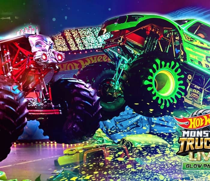 Hot Wheels Monster Trucks Live Glow Party cover image