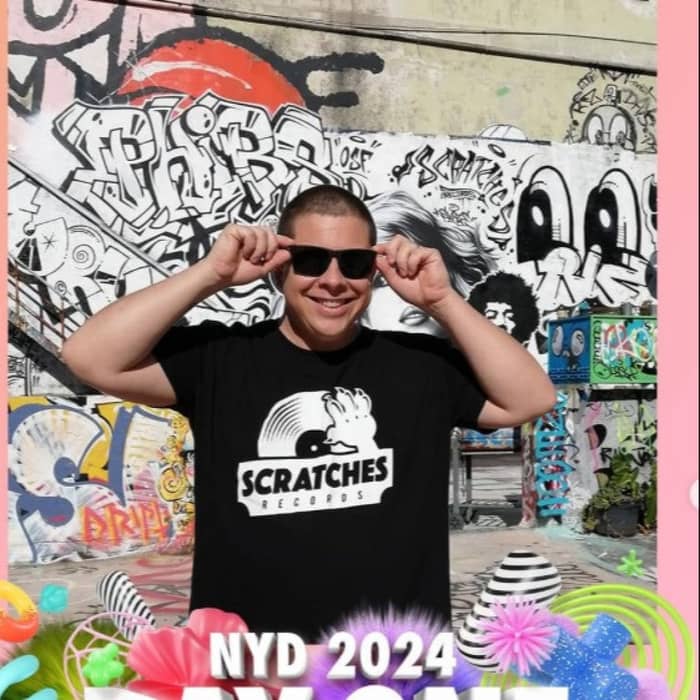 Chris Munky cover image