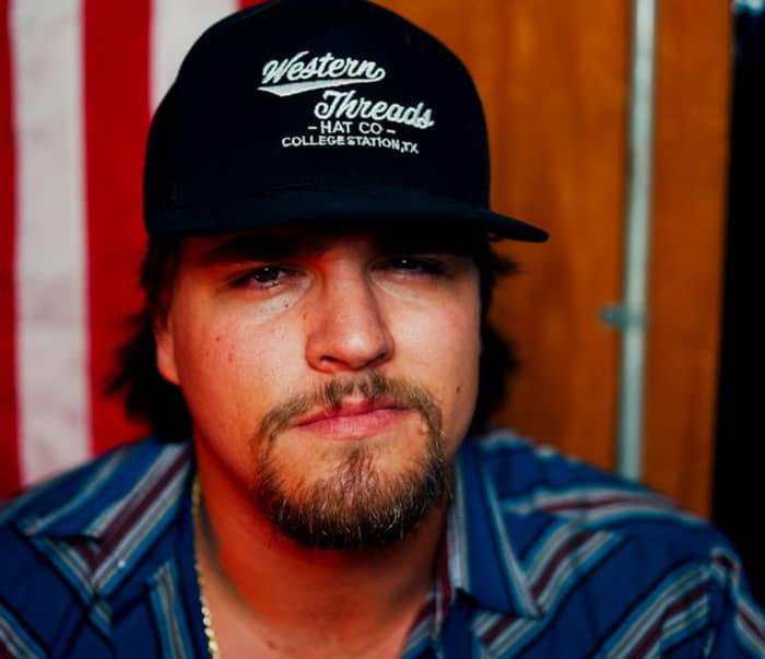 Gavin Adcock Honors Charlie Kirk with Concert Tribute