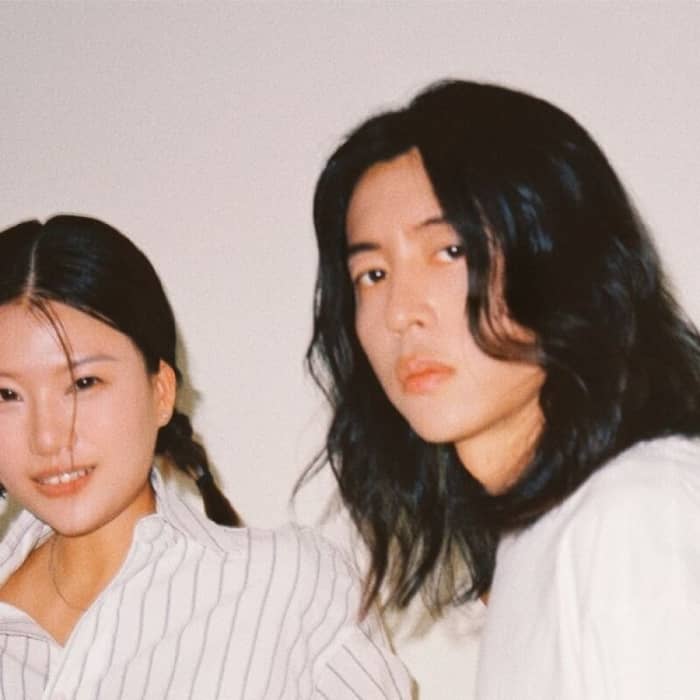 Schoolgirl byebye cover image