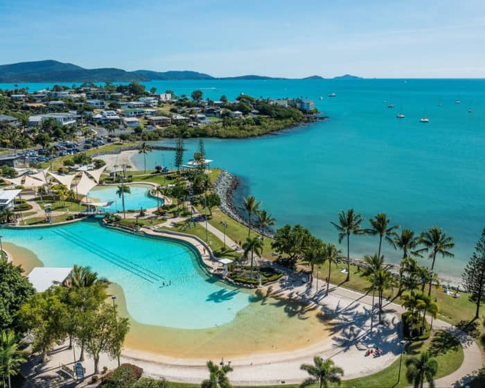 8 Airlie Esplanade events