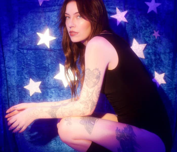 Bishop Briggs' Rain-Soaked Rose Parade Performance Sparks Online Debate