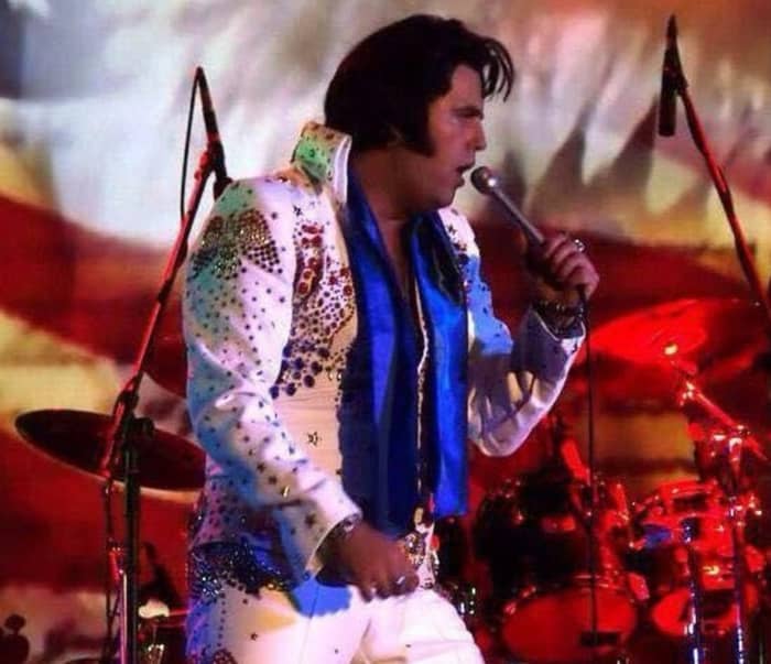 Elvis Spectacular cover image