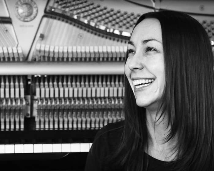 Holly Bowling tickets