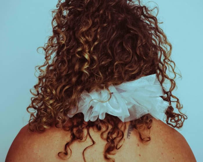 Keli Holiday tickets