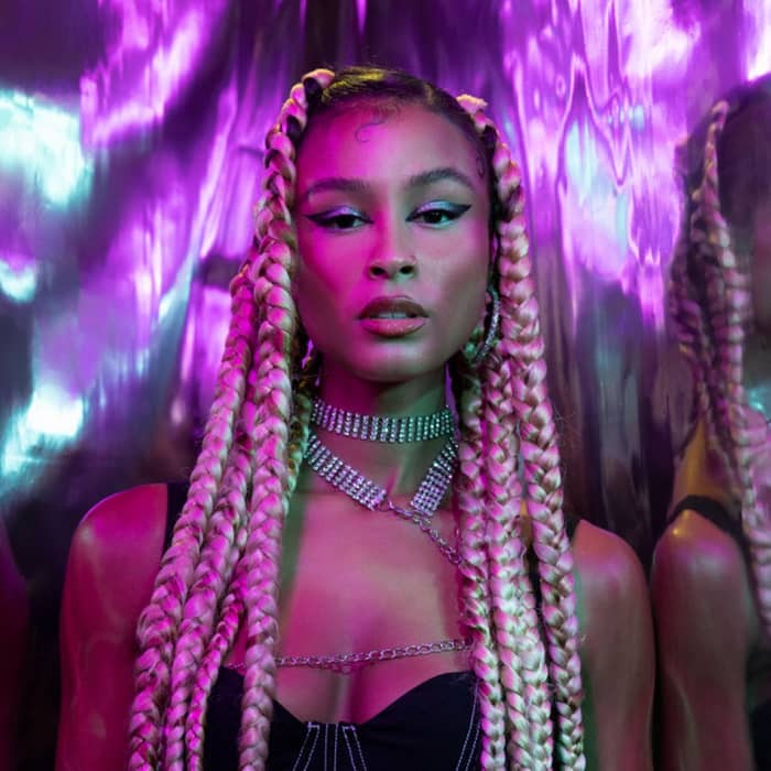 Thandi Phoenix tickets