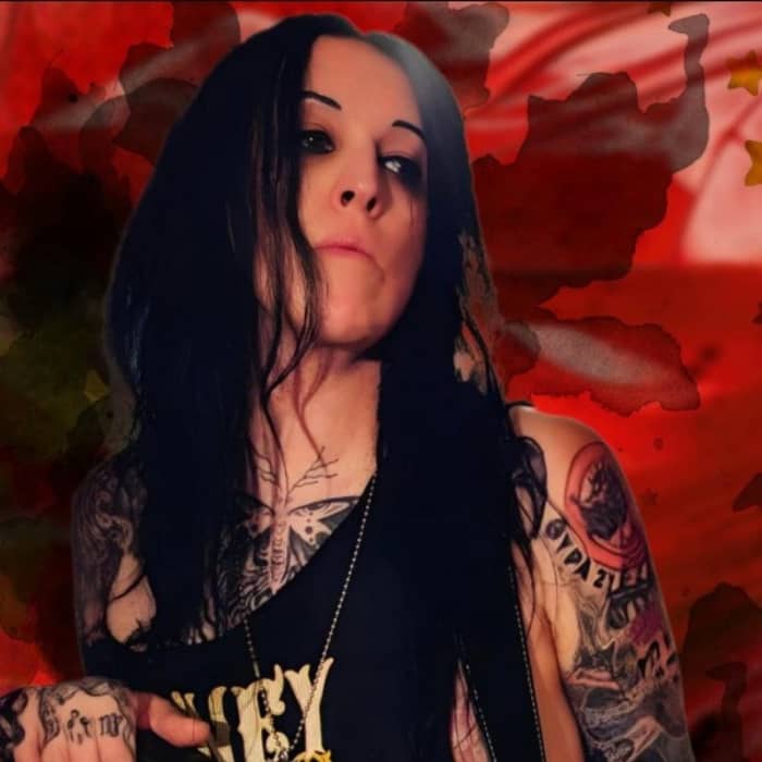 Niki Brisco cover image