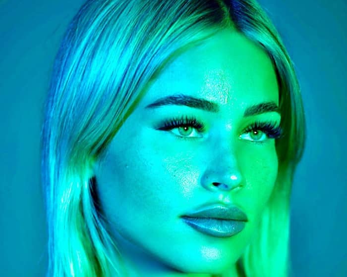 Layla Benitez tickets