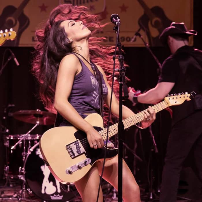 Jessica Lynn cover image