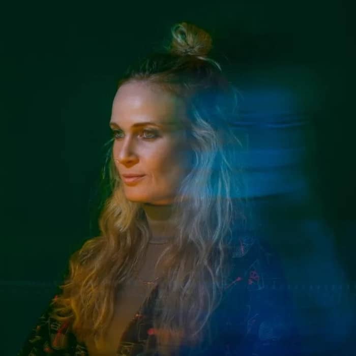 Anika Nilles cover image