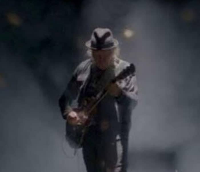 Neil Young Cancels 2026 UK and European Tour Dates