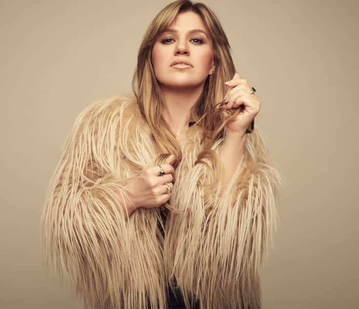 Kelly Clarkson Postpones Las Vegas Residency Due to Ex-Husband's Illness