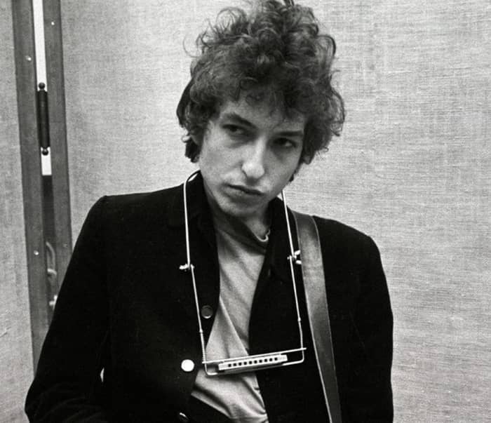 Bob Dylan Returns to Farm Aid 40 in Minneapolis, Reaffirming Support for American Farmers