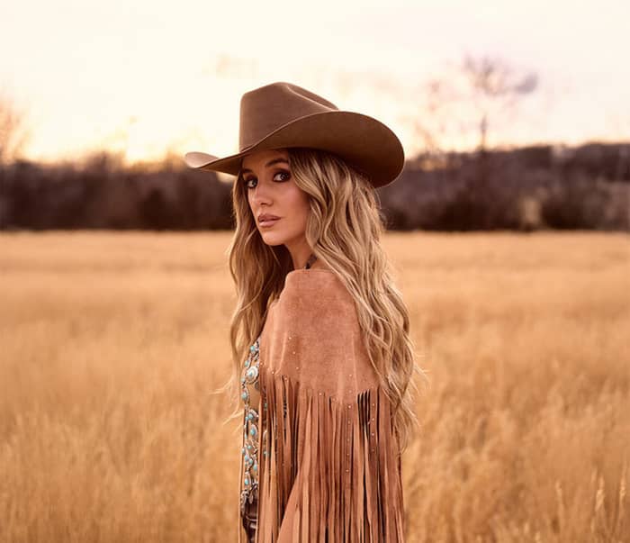 Lainey Wilson Announces 2026 Australia and New Zealand 'Whirlwind World Tour'