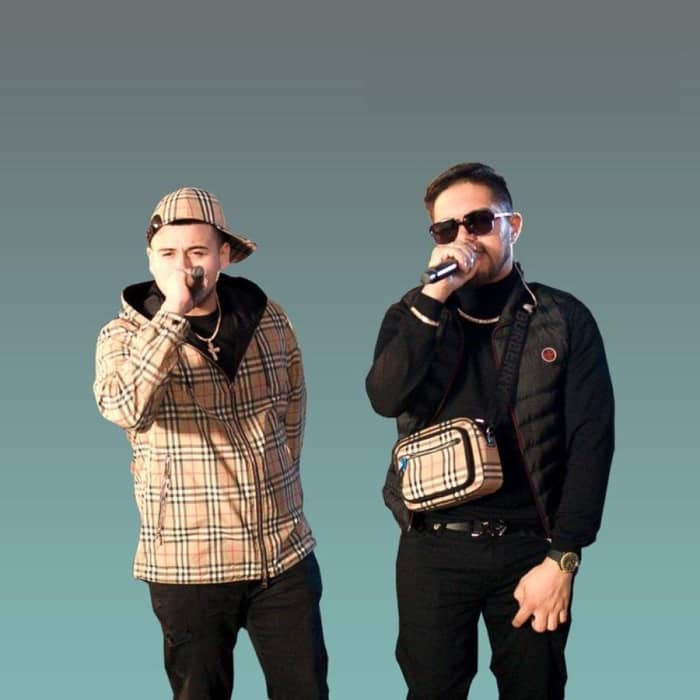 Los Gemelos cover image