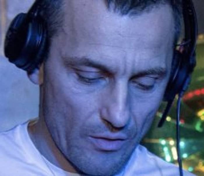 Davide Decay cover image