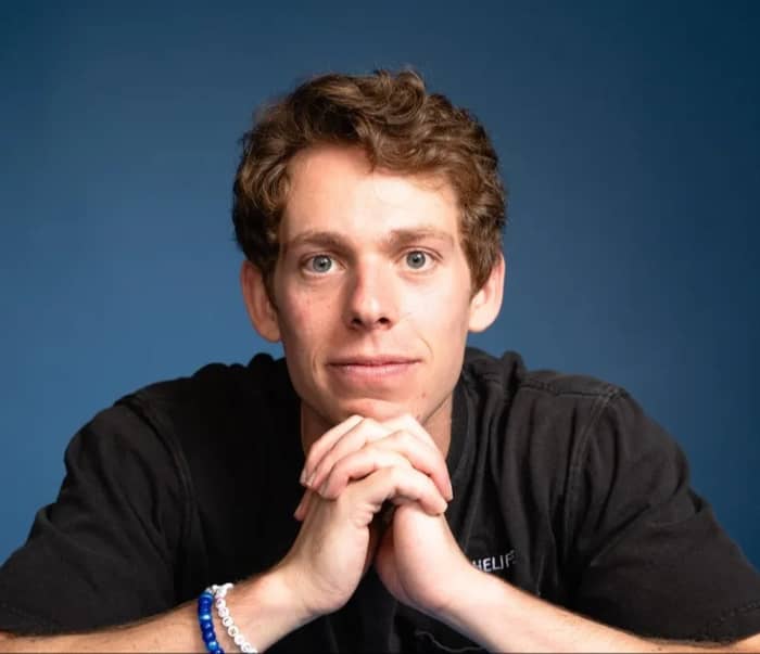 Lucas Zelnick tickets
