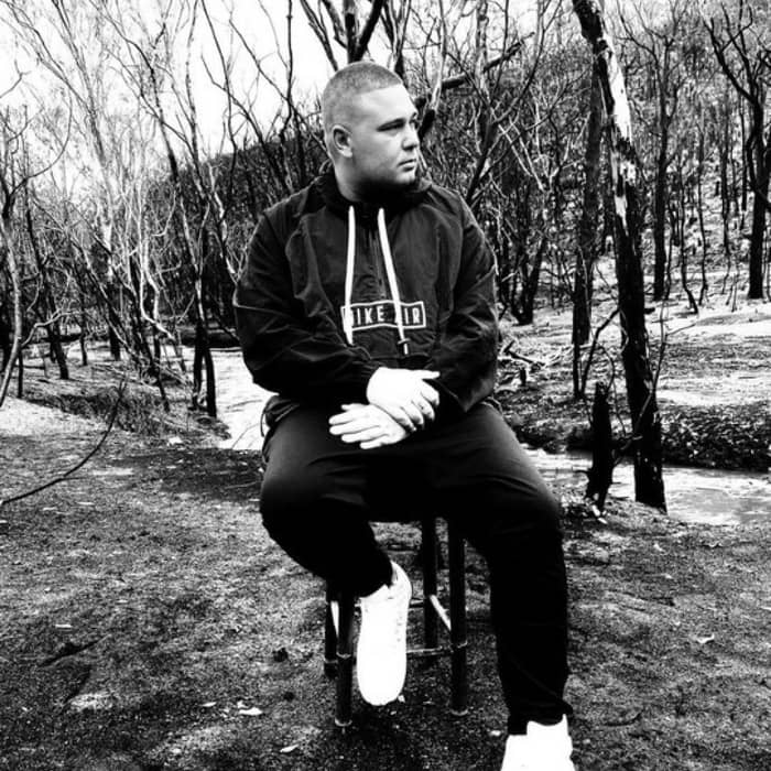 Complete  cover image