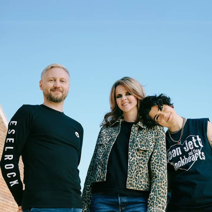 The Subways cover image