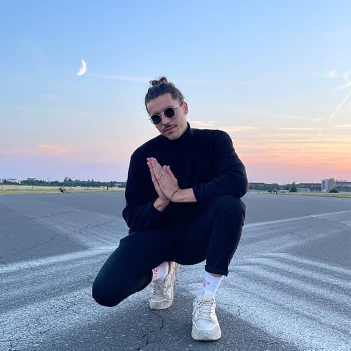 Chris Luno cover image