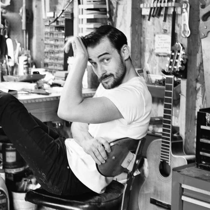 Robert Ellis cover image