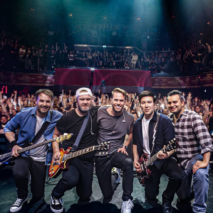 Elliot Minor cover image