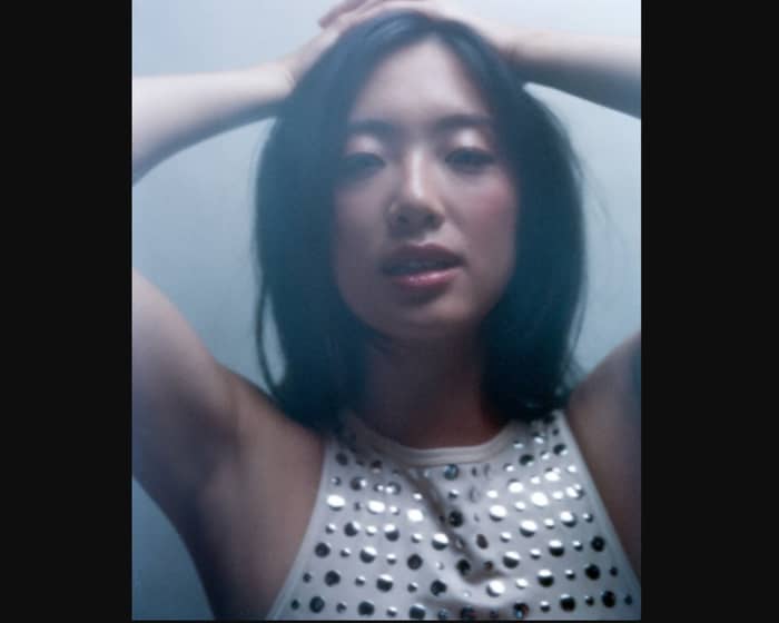 Sarah Kinsley tickets