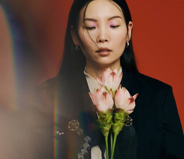 Dami Im tickets