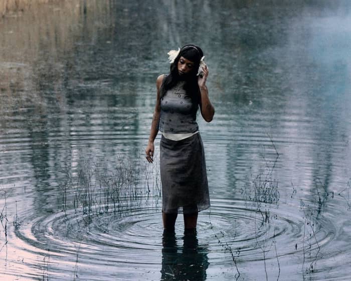 NIA ARCHIVES - OUT OF HER SHELL - LIVE SHOW tickets