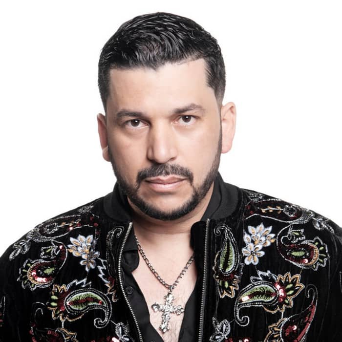 Luis Angel "El Flaco" cover image