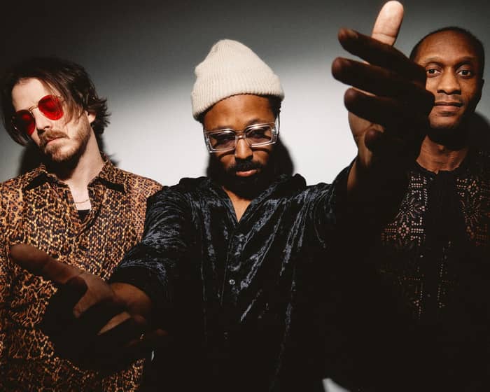 VEAUX + Fox Royale tickets