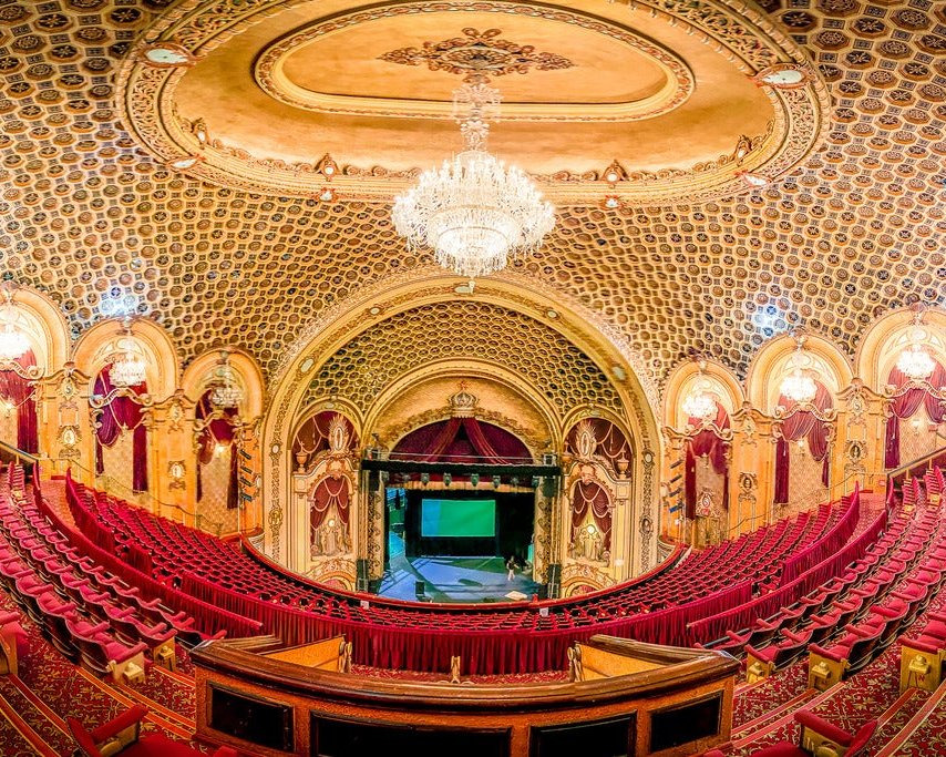 Palace of Dreams Guided Tours