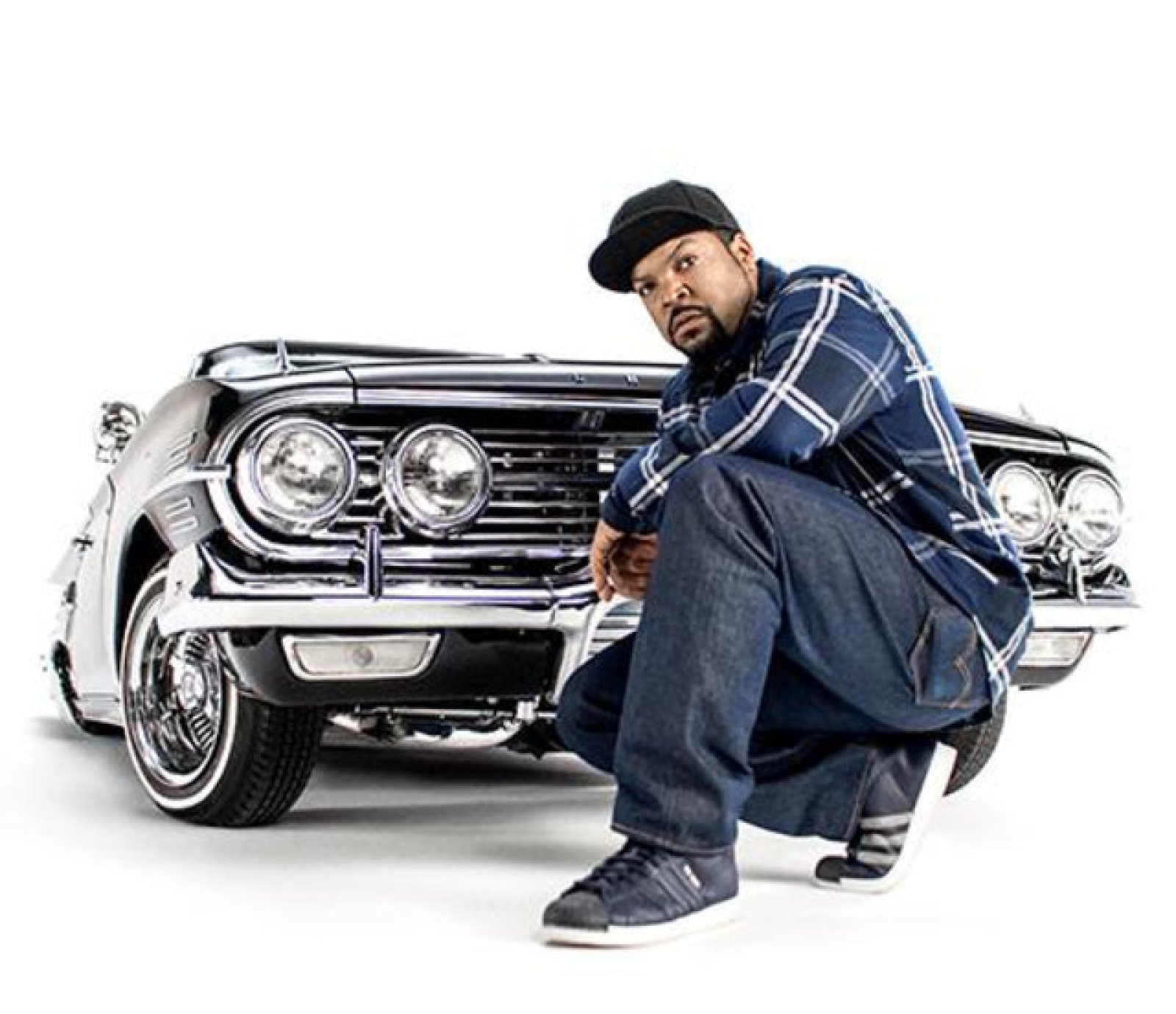 Ice Cube's Tour Bus Damaged by Fire in Downtown Portland