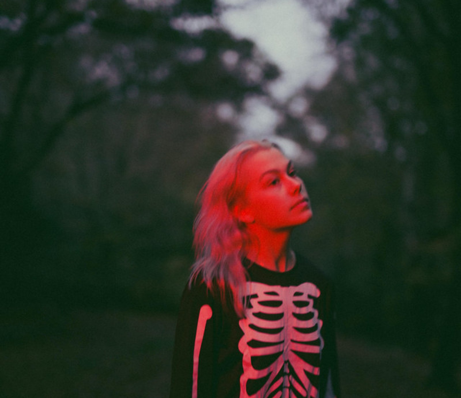 Phoebe Bridgers Announces 2026 'The Lost Tour' with Phone-Free Concerts