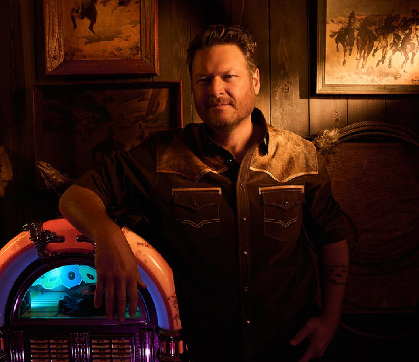 Blake Shelton Honors Don Schlitz and Kenny Rogers with 'The Gambler' at 2026 ACM Awards