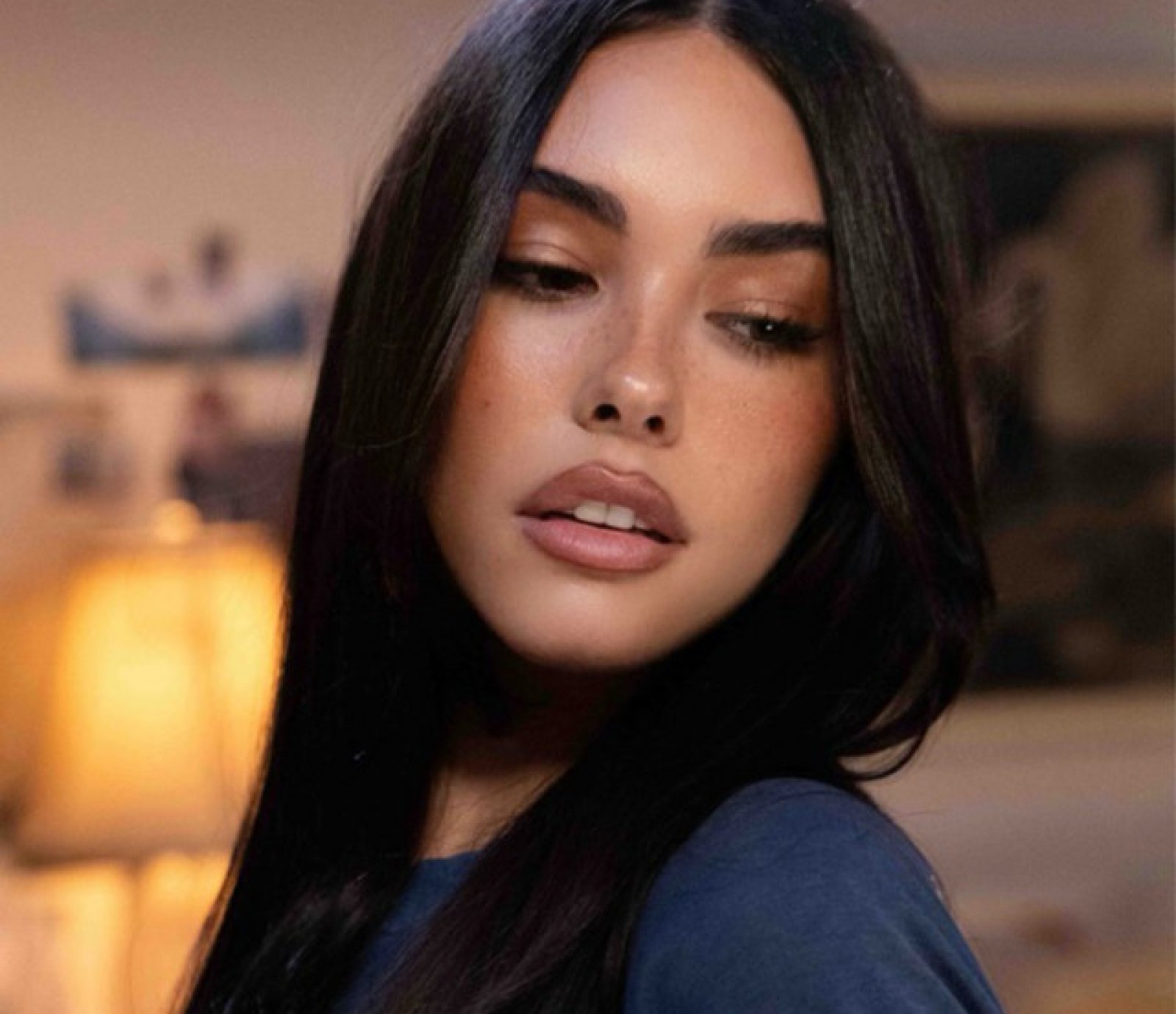 Madison Beer Shines at 2025 Victoria's Secret Fashion Show with Electrifying Performance
